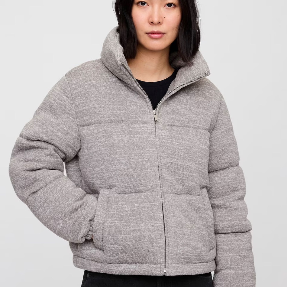 GAP relaxed short puffer jacket NWT!!!